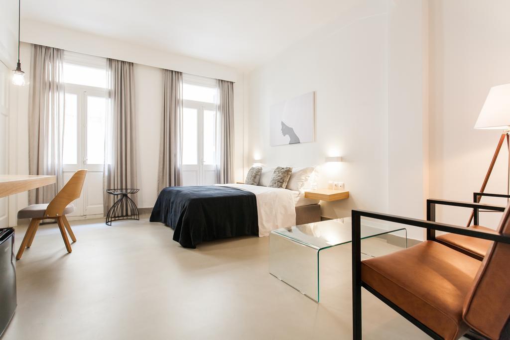 Monk Suites By Mlt At Ermou Atenas Exterior foto